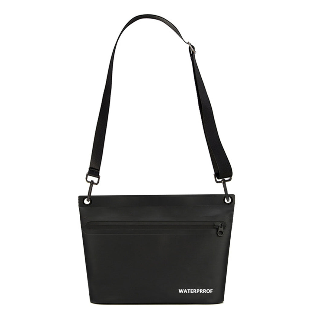 Waterproof shoulder bag with insulating compartment Stornfield