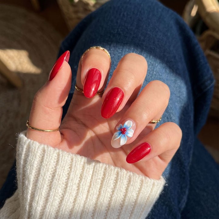 Artistic Press-On Nail Set with Floral Embellishments Stornfield