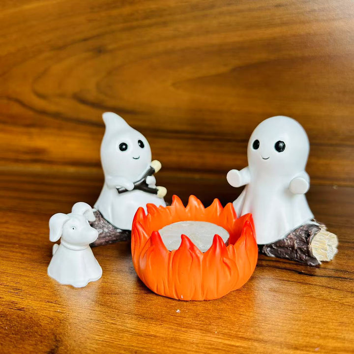 Creative Ghost Campfire Figurine Set Stornfield