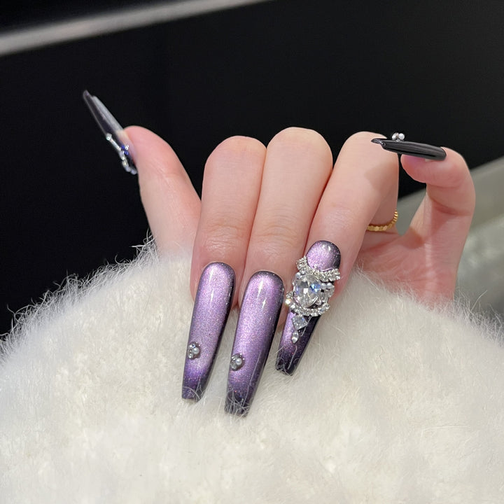 Decorative Press-On Nail Art Set with Gemstone Accents Stornfield