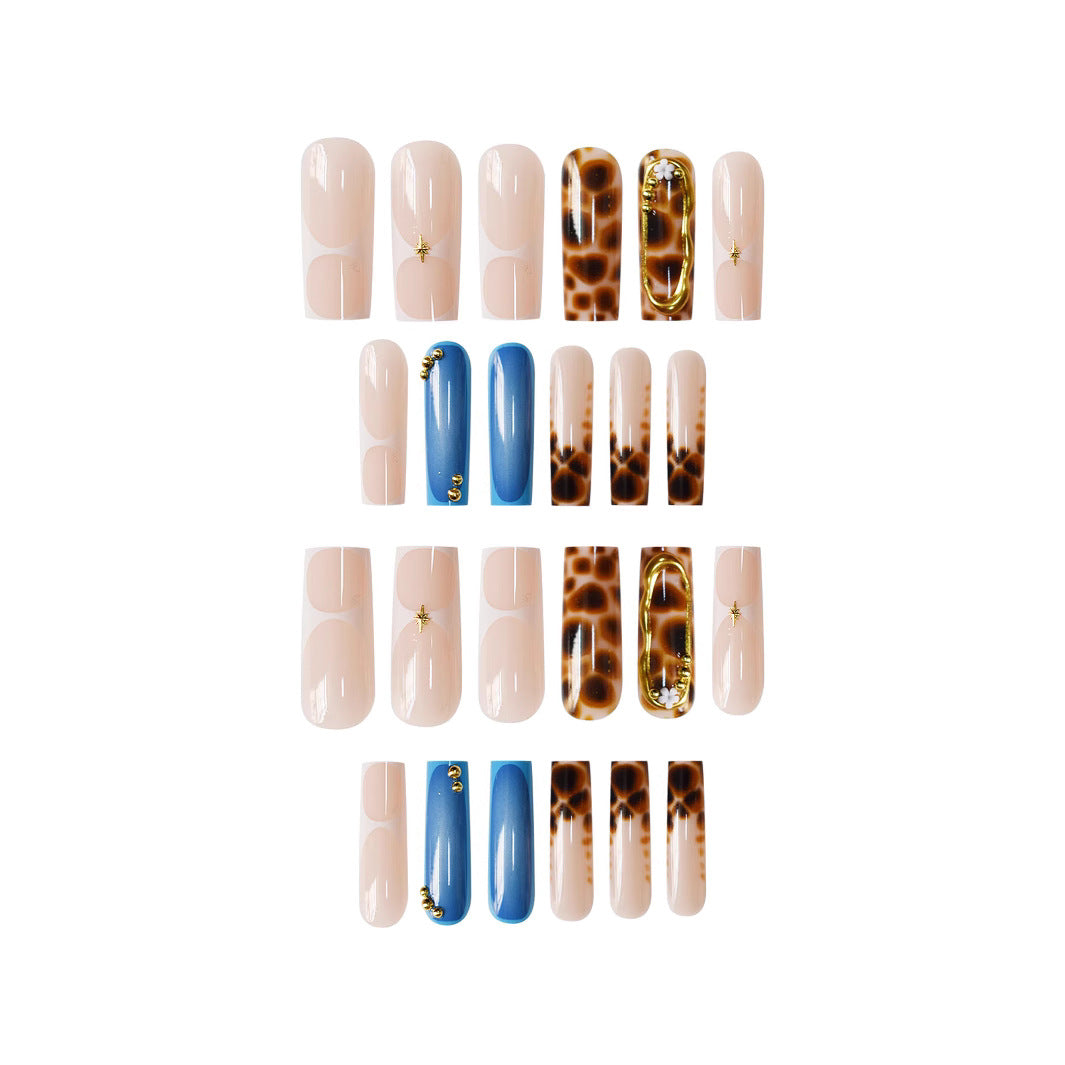 Artistic Press-On Nail Set with Unique Giraffe Pattern Stornfield