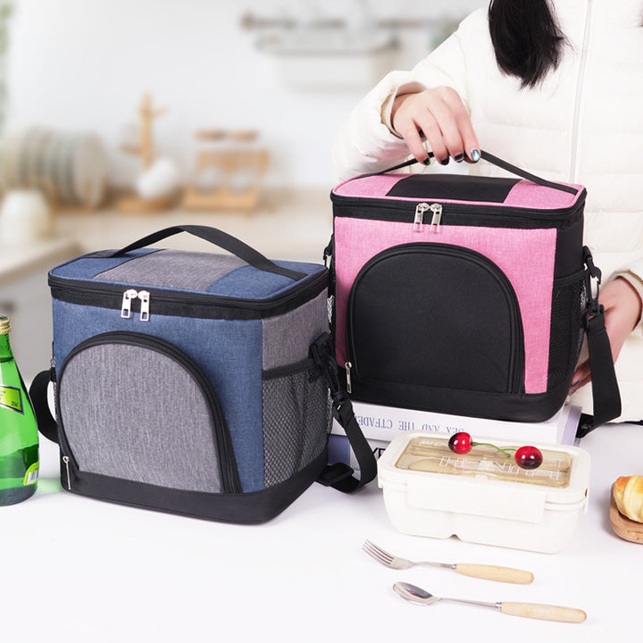 Insulated cooler bag with carrying strap Stornfield