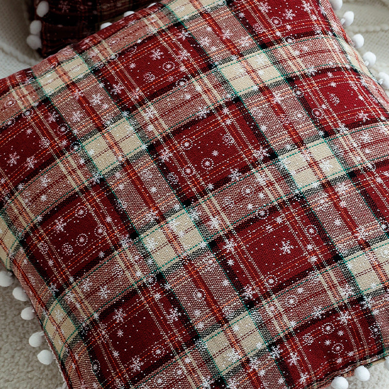 Cozy cushion with striped check pattern