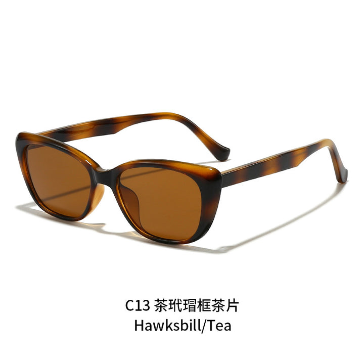 Ladies elegant sunglasses in modern cat-eye style Stornfield