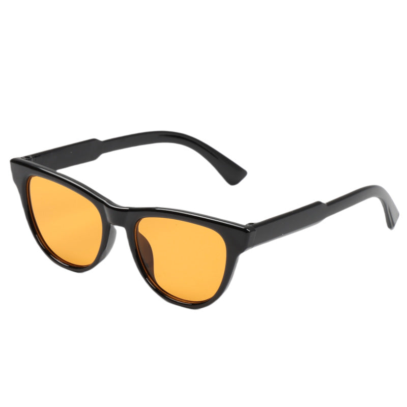 Women's fashionable Cat-Eye sunglasses with polarized lenses Stornfield