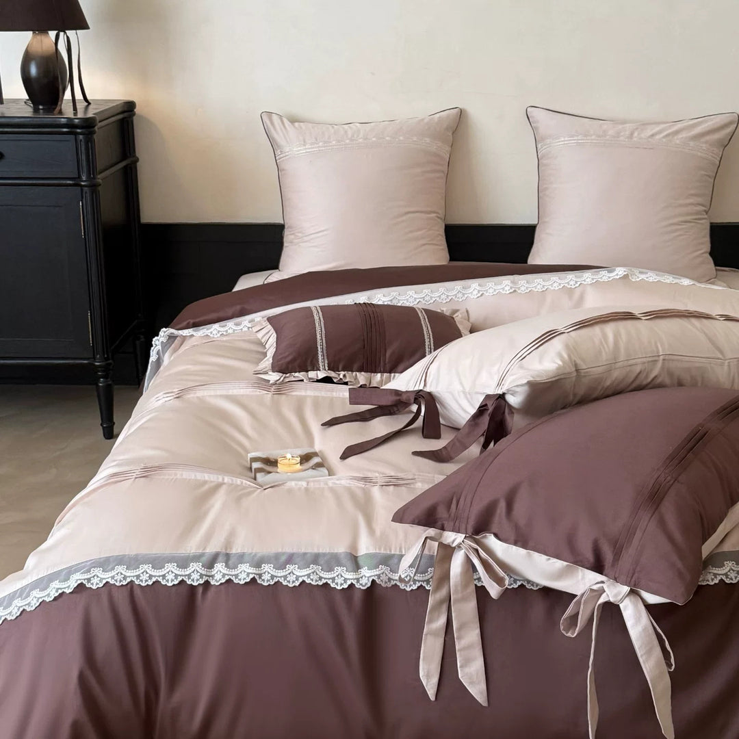 Luxury Lace-Trimmed Cotton Sateen Duvet Cover Set with Ribbon-Tied Pillow Shams