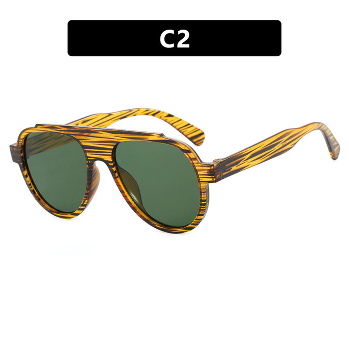 Women Vintage-Style Sunglasses with Elegant Plastic Frame in Leopard Pattern Stornfield