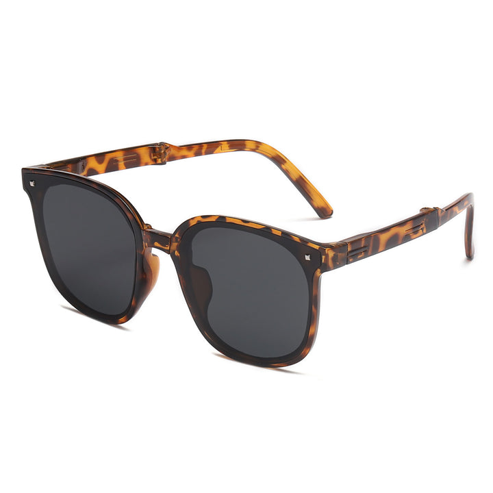 Ladies sunglasses in an elegant and modern design Stornfield