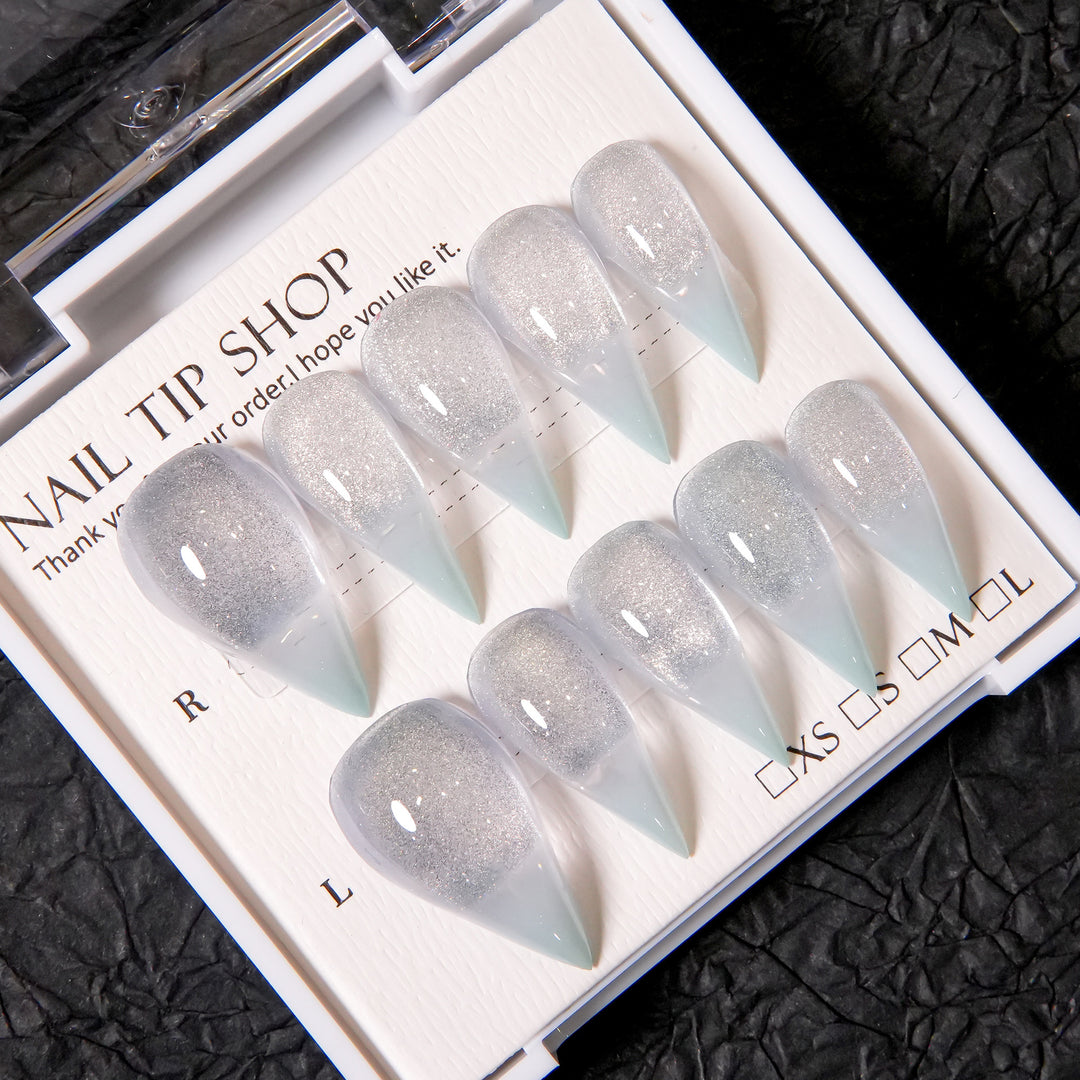 Glittering Stiletto Press-On Nail Set