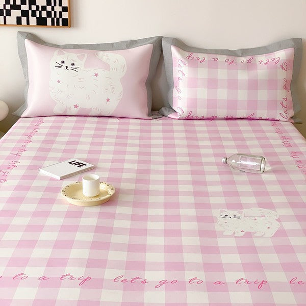 Fitted sheet set with pillowcases