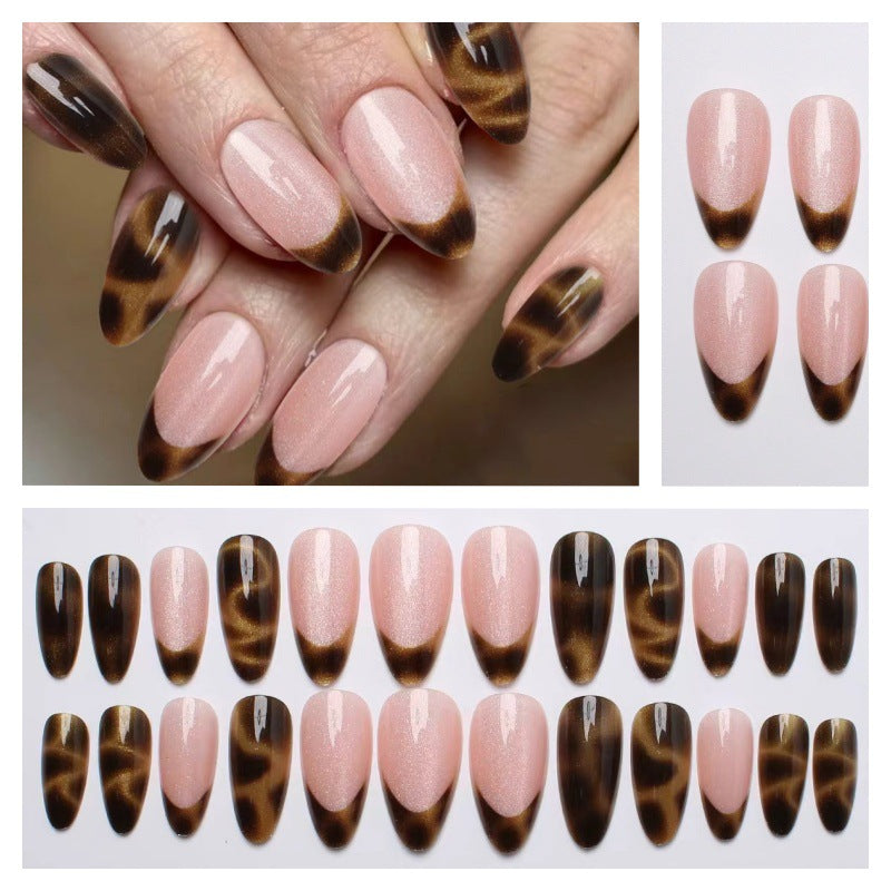 Artifical nails with elegant tortoiseshell tips Stornfield