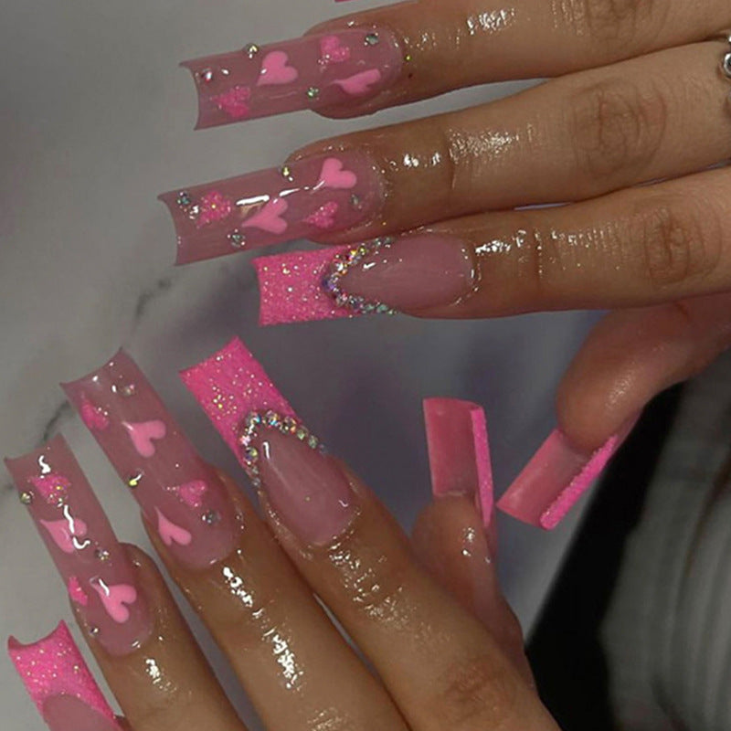 Playful heart nail art Stornfield