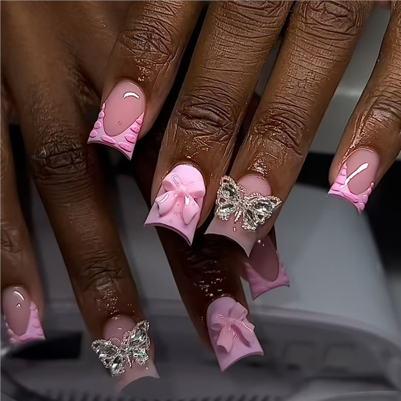 Playful Floral Design Press-On Nail Extensions Stornfield