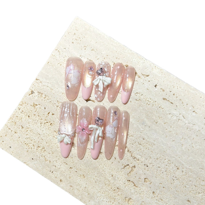 Artisan Decorative Press-On Nail Set