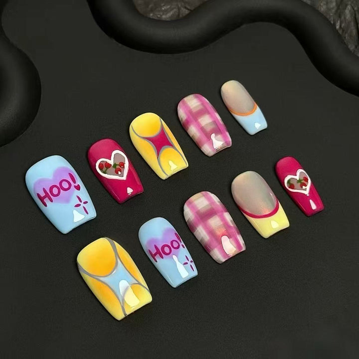 Whimsical Bear-Themed Press-On Nail Art Kit Stornfield