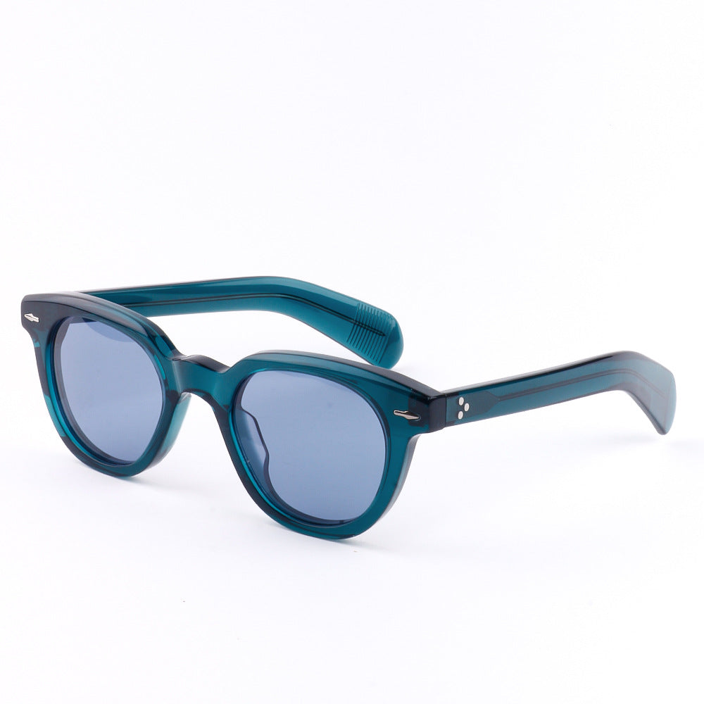 Women's sunglasses in elegant, feminine design with high-quality plastic frame Stornfield