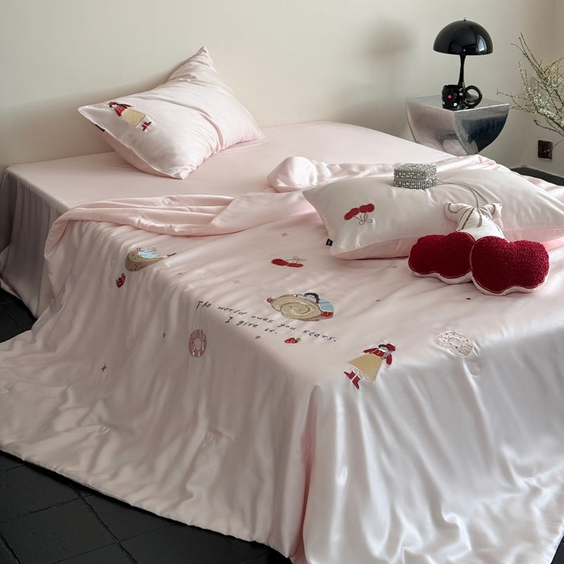 Satin bedding set with embroidered childish appliqués, silky-soft finish and concealed zipper