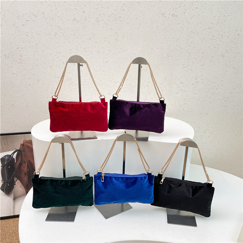 WoElegant Velvet Clutch Bag Stornfield