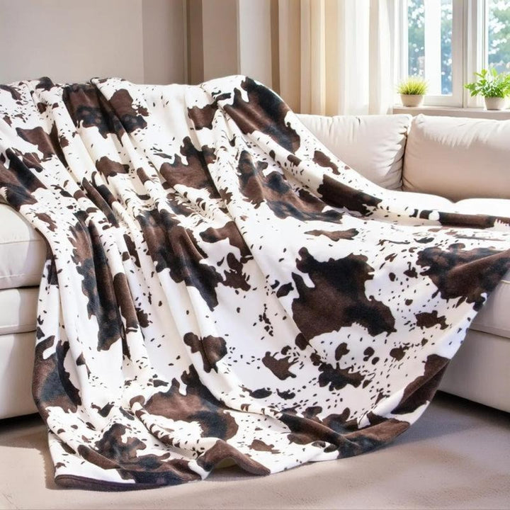 Artistic Butterfly-Inspired Fleece Blanket