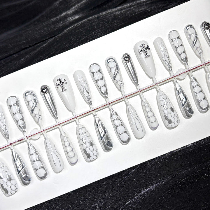 Elegant Polka Dot and Lace Press-On Nail Set