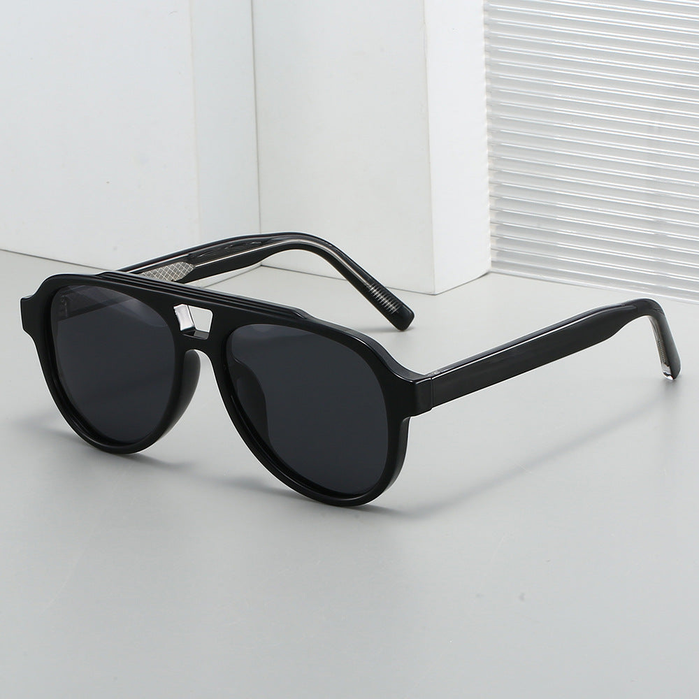 Women's Vintage Sunglasses with High-Quality UV Protection and Fashionable Tortoiseshell Pattern Stornfield