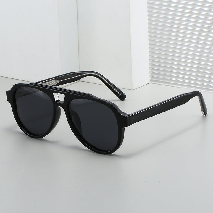 Women's Vintage Sunglasses with High-Quality UV Protection and Fashionable Tortoiseshell Pattern Stornfield