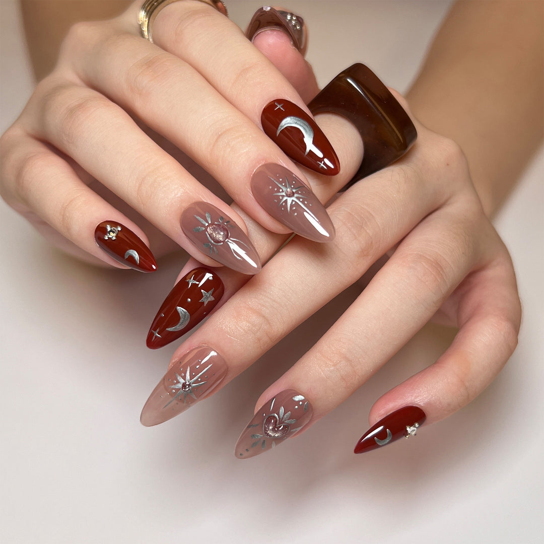 Artful nail extensions in unique moon design Stornfield