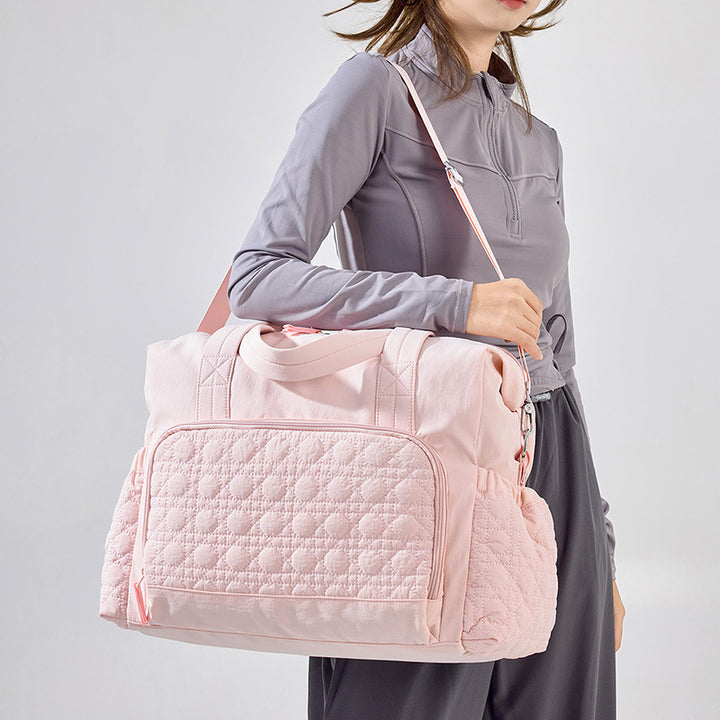 Sporty travel bag with innovative compartment design Stornfield