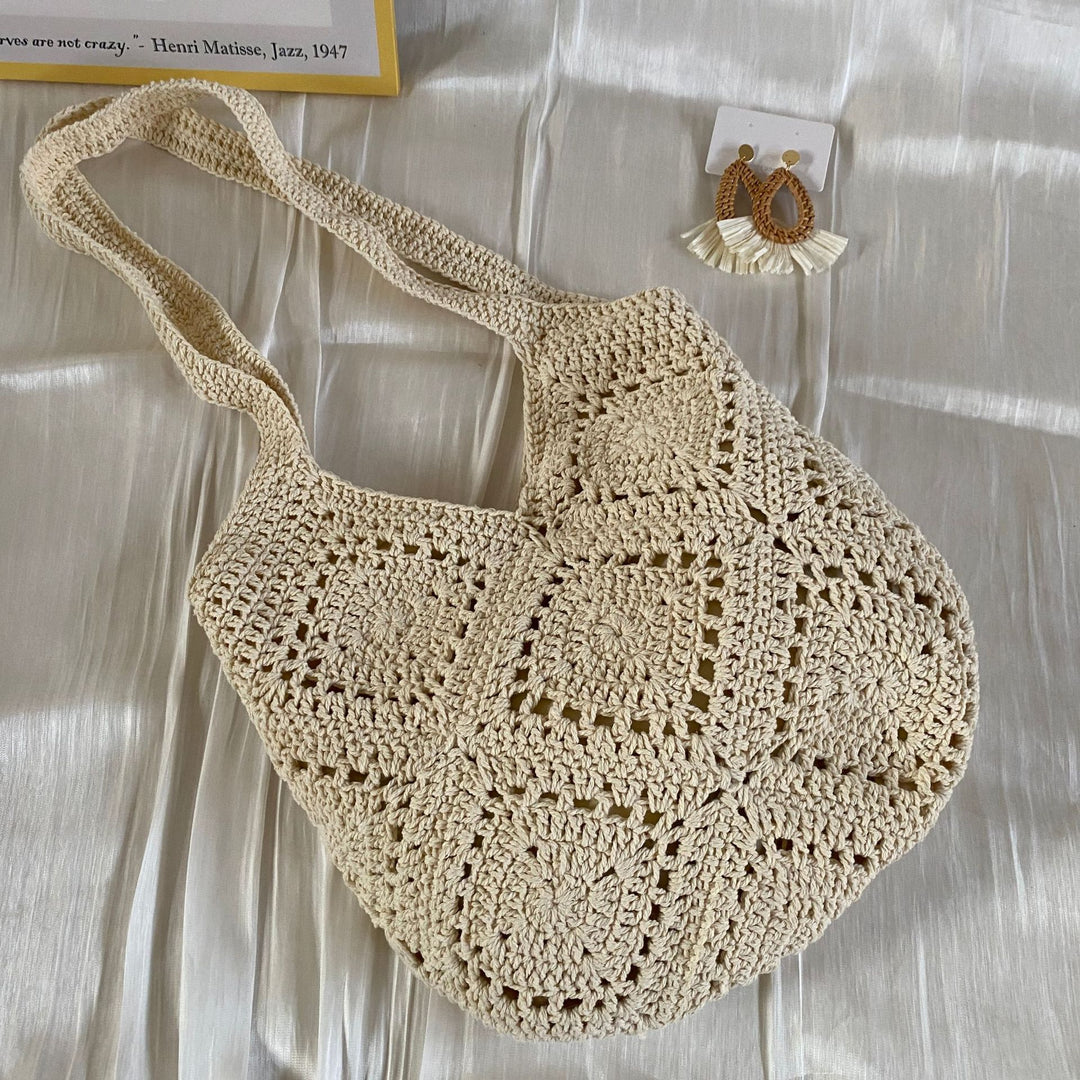 Handmade shoulder bag with floral motifs Stornfield