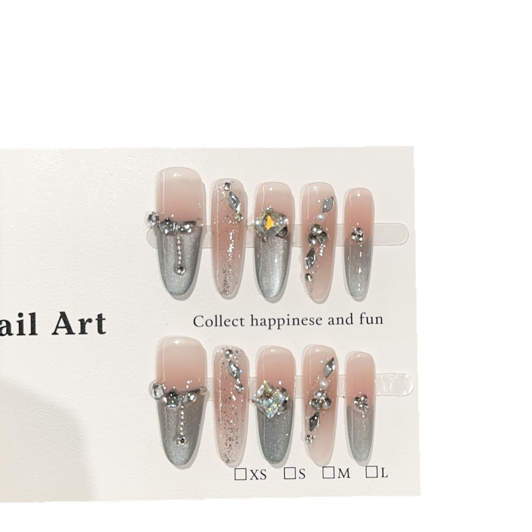 Glamorous Decorative Press-On Nail Art Set