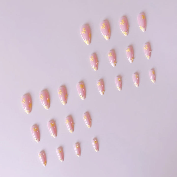 Artificial Nail Set with Floral Accents Stornfield