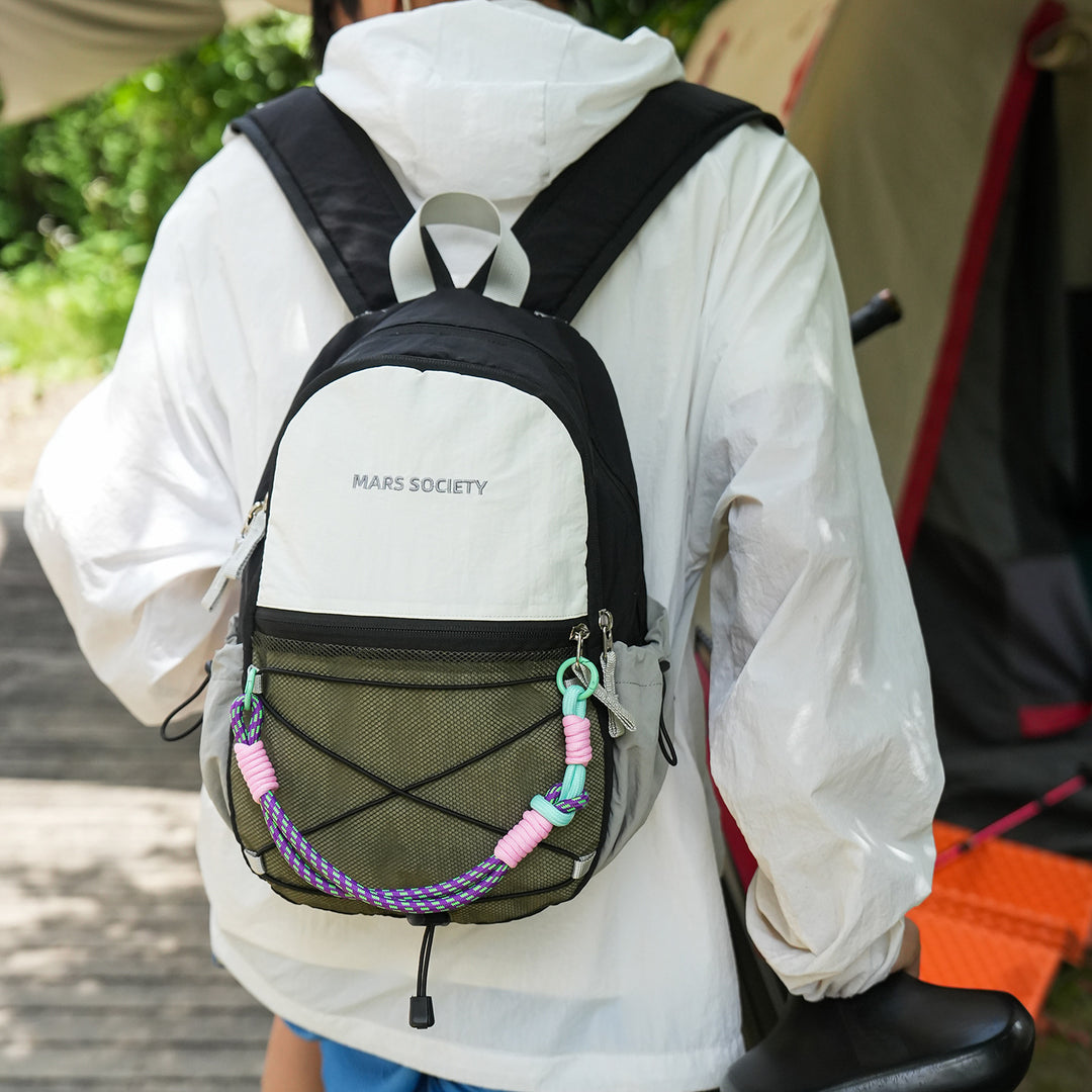Lightweight Multi-Pocket Sling Bag Stornfield