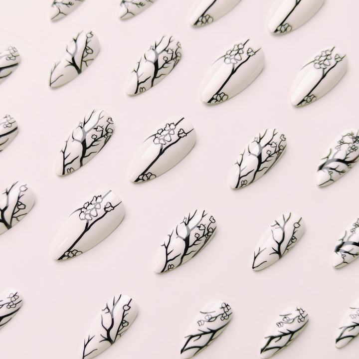 Artificial nails with elegant floral design Stornfield