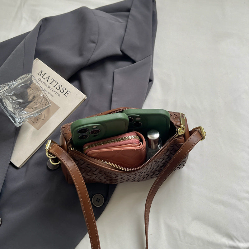 Woven Textured Crossbody Clutch