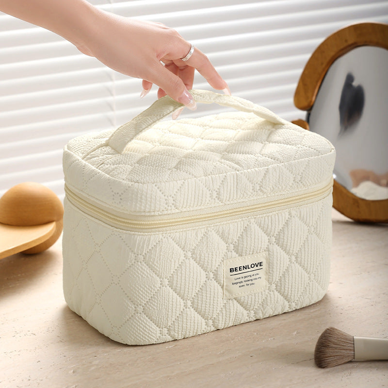 Quilted Multi-Compartment Makeup Organizer Stornfield