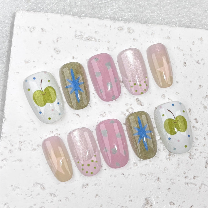 Playful Designed Press-On Nail Set