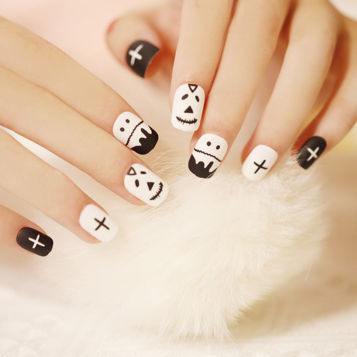 Creative Halloween Nail Art Stornfield
