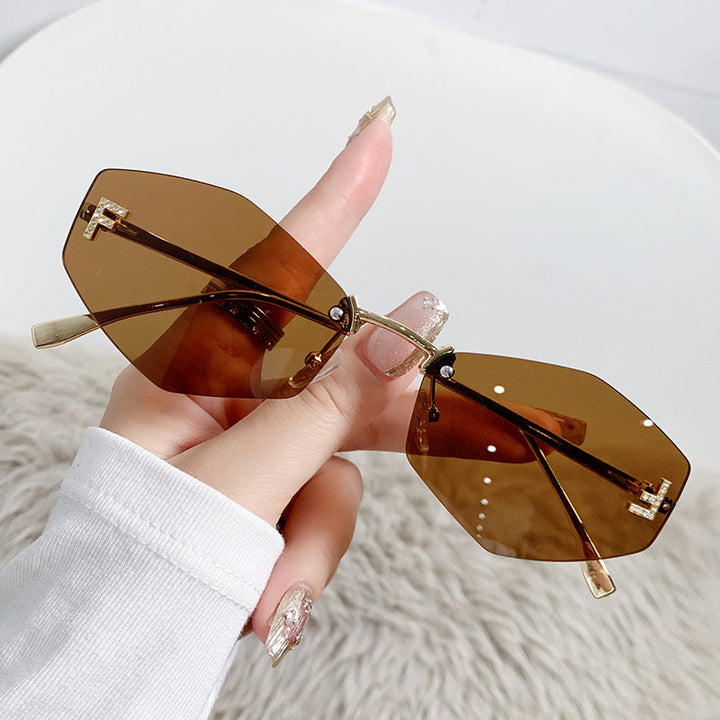 Women's designer sunglasses with innovative hexagonal frame Stornfield