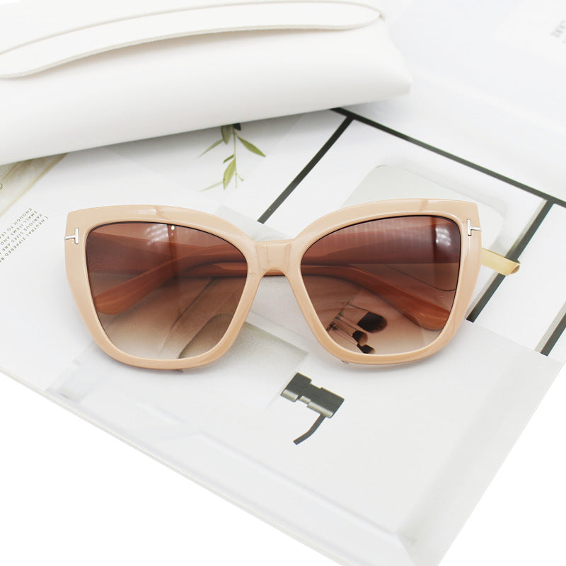 Women's Cat-Eye Sunglasses with Elegant Accents Stornfield