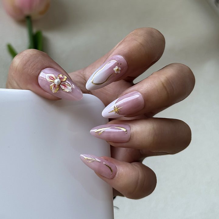 Press-On Nail Art Kit Stornfield
