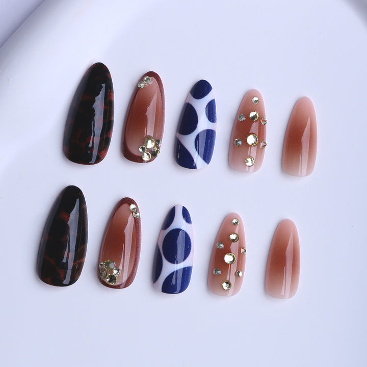 Artificial Stiletto Fingernails with Extravagant Design Stornfield