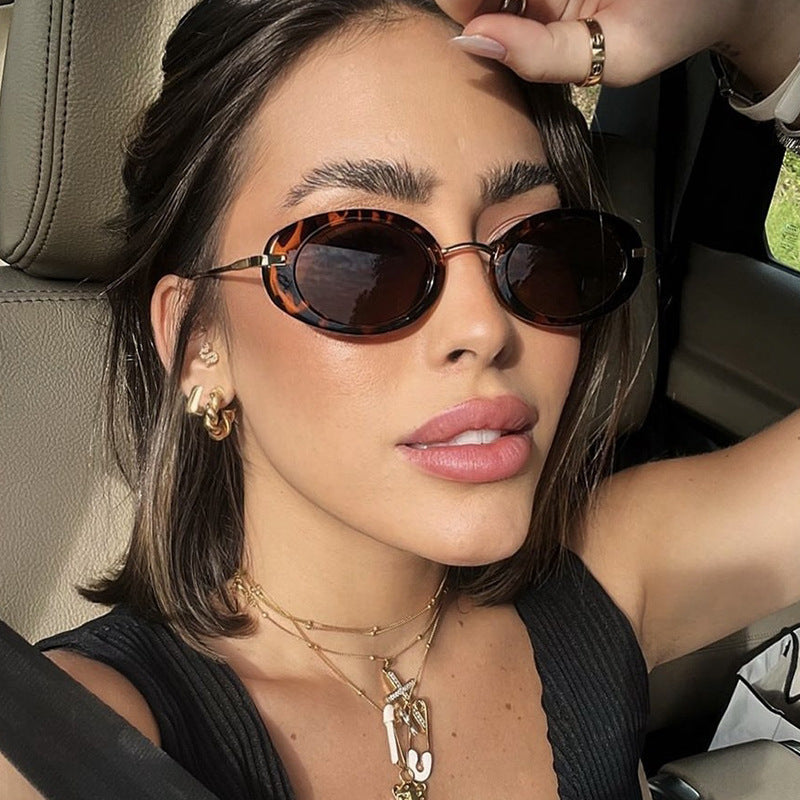 Ladies fashionable sunglasses in elegant oval design Stornfield