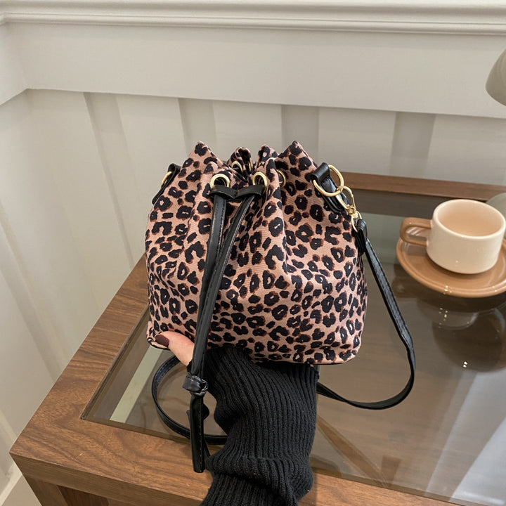 Stylish Leopard Print Bucket Bag