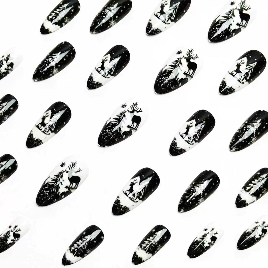 Elegant Artificial Nails in Christmas Design Stornfield