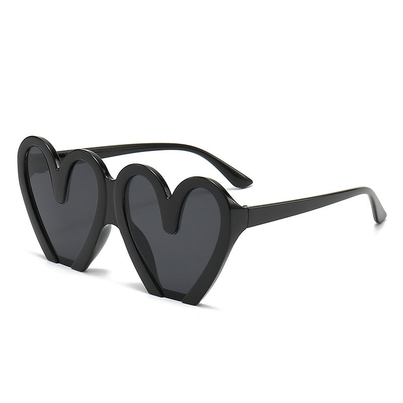 Women's fashionable sunglasses in unique heart design Stornfield