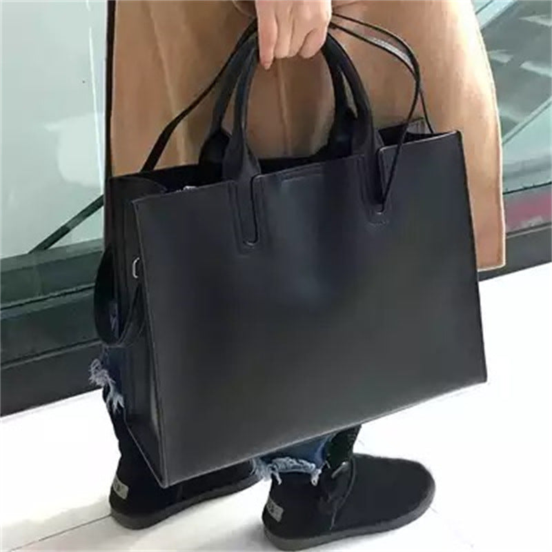 Elegant tote bag with practical inner pockets Stornfield