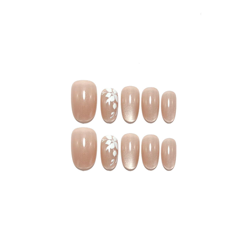 Exclusive Nail Art Set with Floral Accents Stornfield