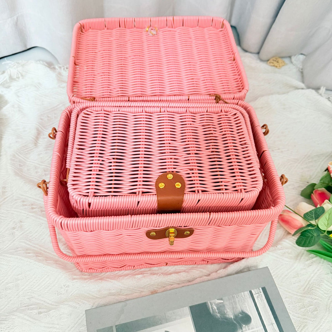 Women's Handcrafted Rattan Picnic Basket Stornfield