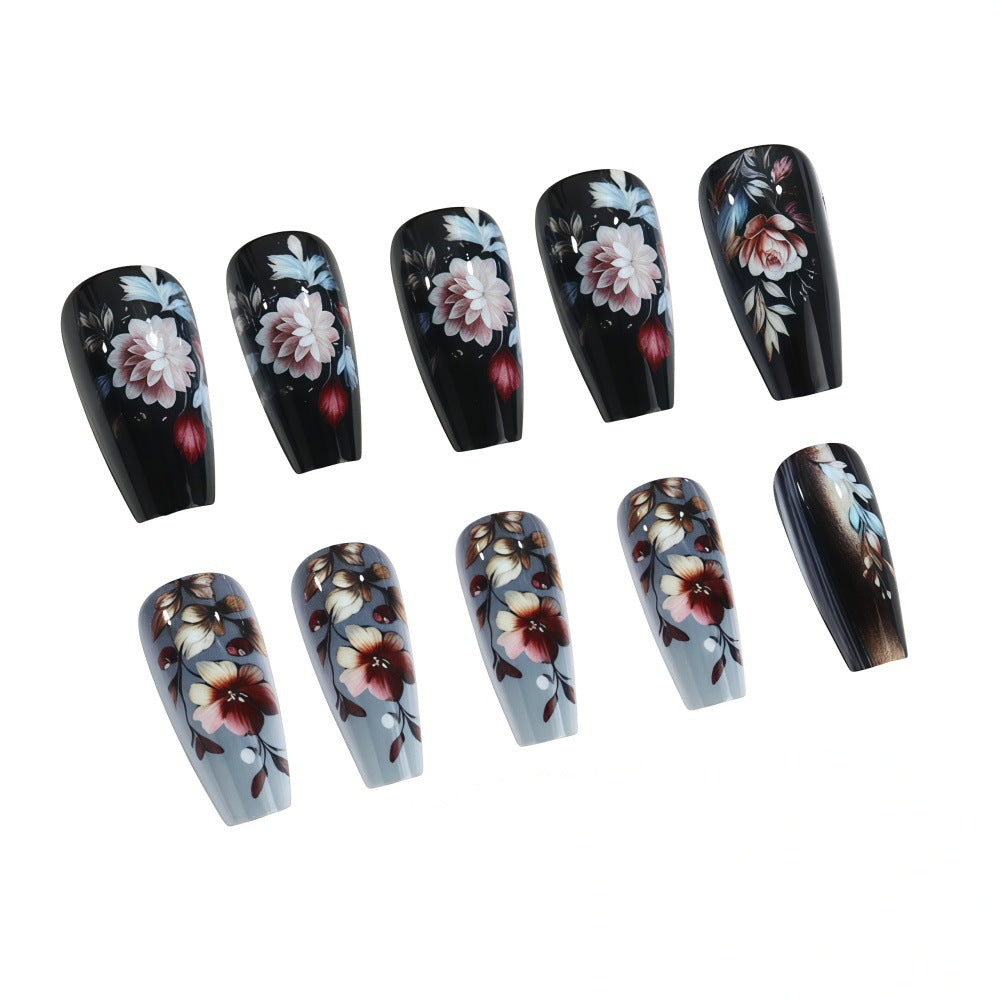 Artificial nails with floral design and luxurious finish Stornfield