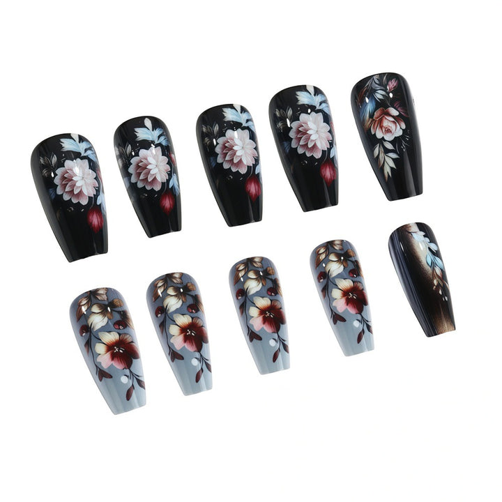 Artificial nails with floral design and luxurious finish Stornfield